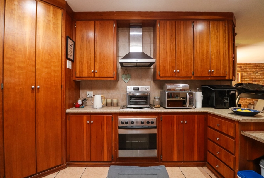 3 Bedroom Property for Sale in Flimieda North West